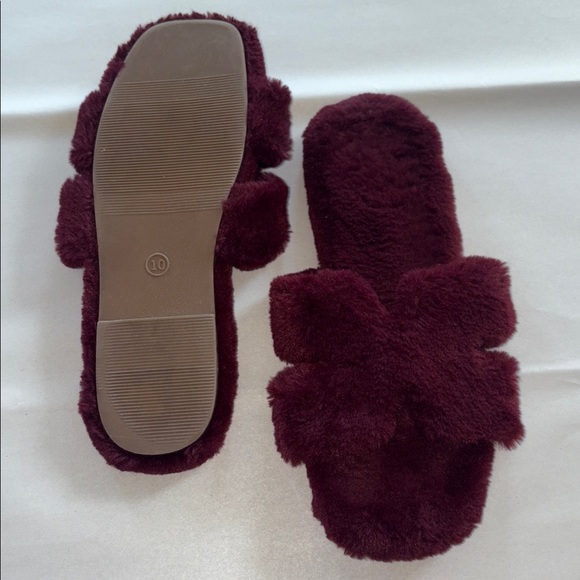 Burgundy Faux Fur slip on slide Slippers  with open square toe cushioned insole - Picture 6 of 8